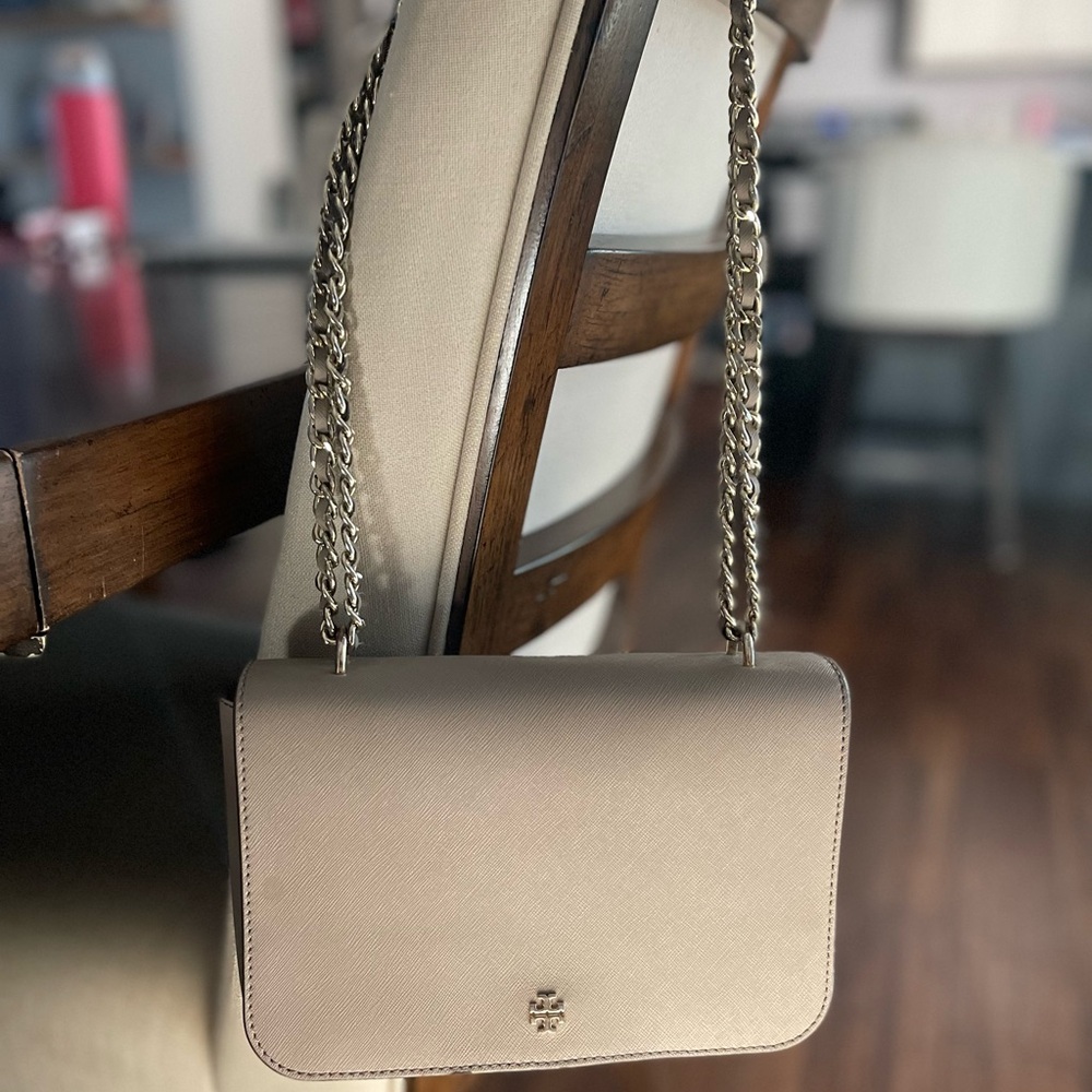 Tory Burch Cream Crossbody Bag with Chain Strap